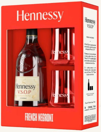 Hennessy V.S.O.P Cognac Gift Set with 2 Glasses (750 ml)