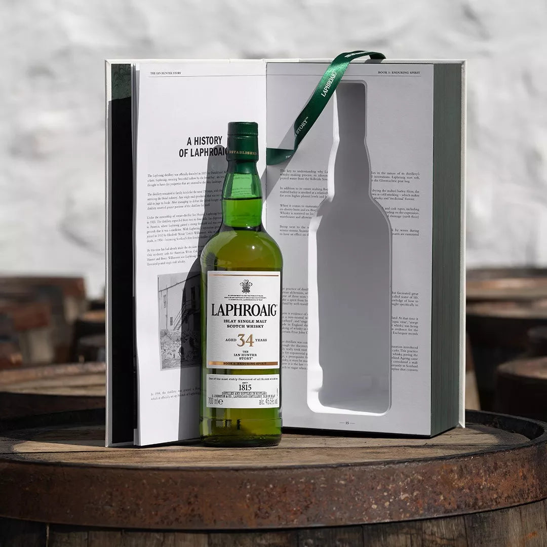 Laphroaig 34 Years Old Ian Hunter Story Book 5 Enduring Spirit